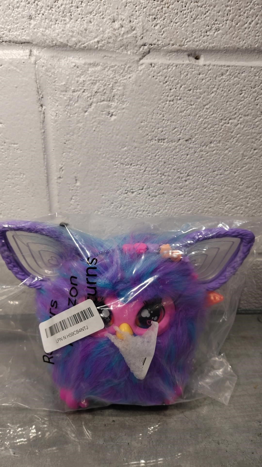 Furby Tie Dye, 15 Fashion Accessories