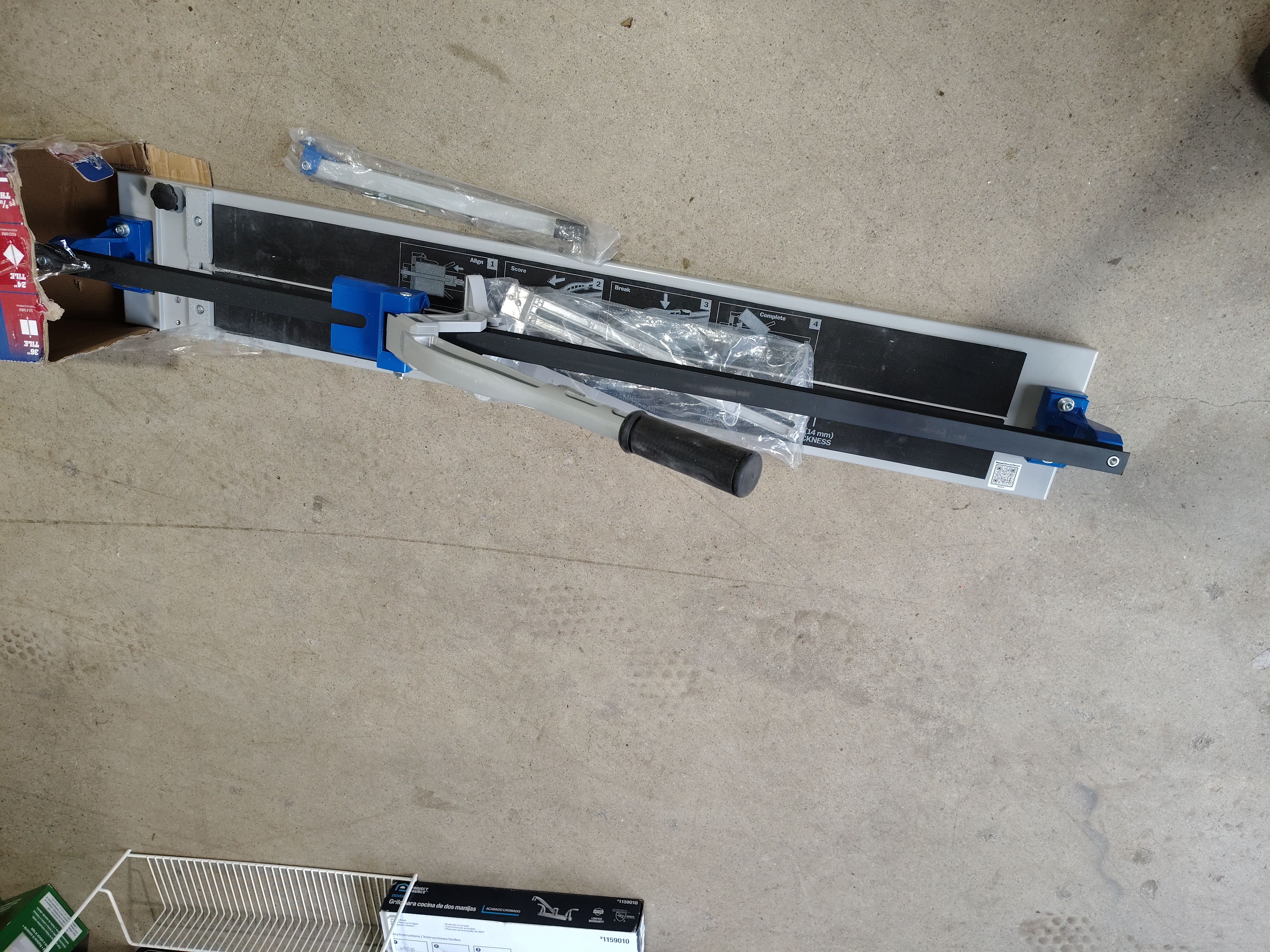 Marshalltown 36-in Ceramic Tile Cutter Kit