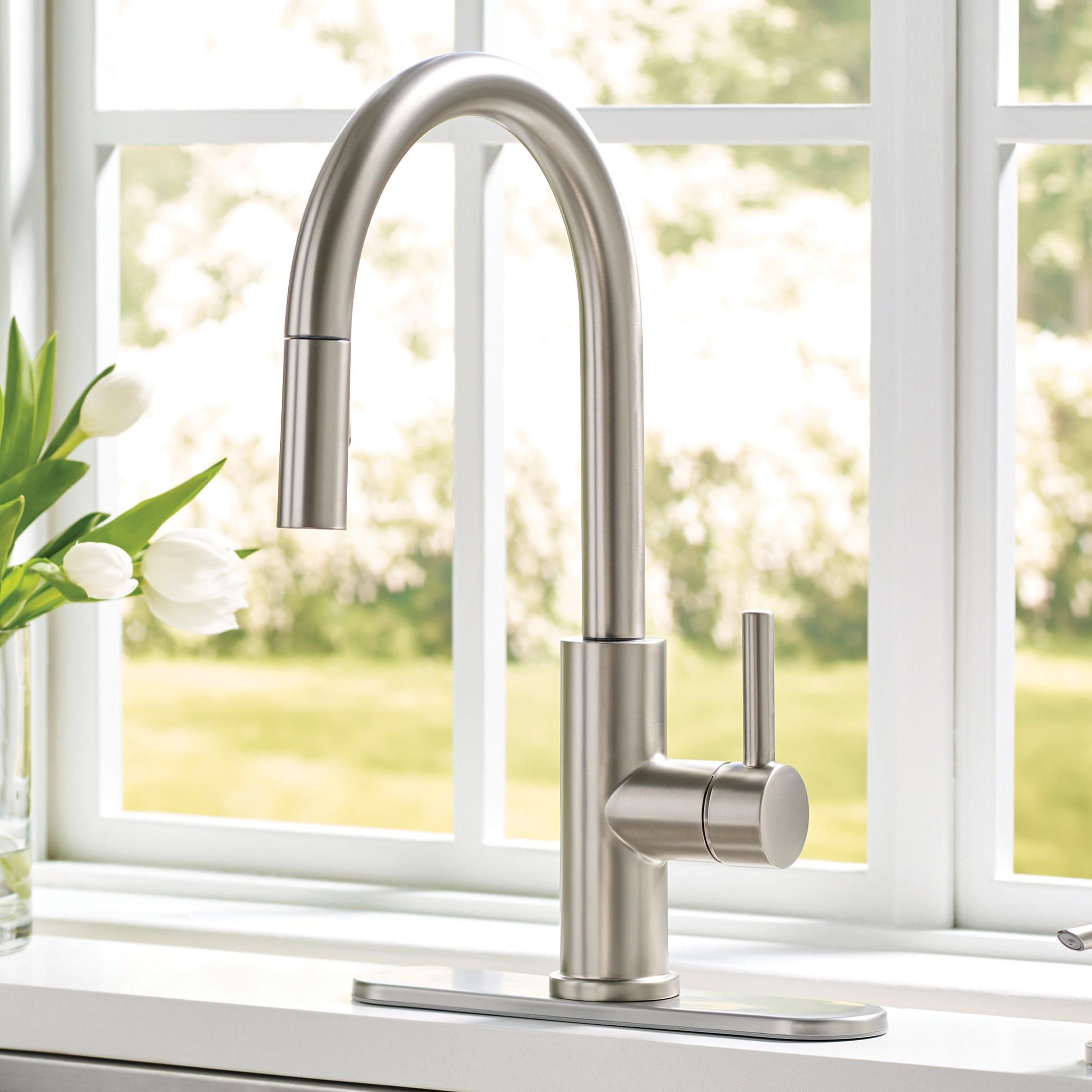 allen + roth Harlow Simplefit Spot Free Stainless Steel Single Handle Deck-mount Pull-down Kitchen Faucet with Sprayer (Includes Deck Plate) (Includes Soap Dispenser)