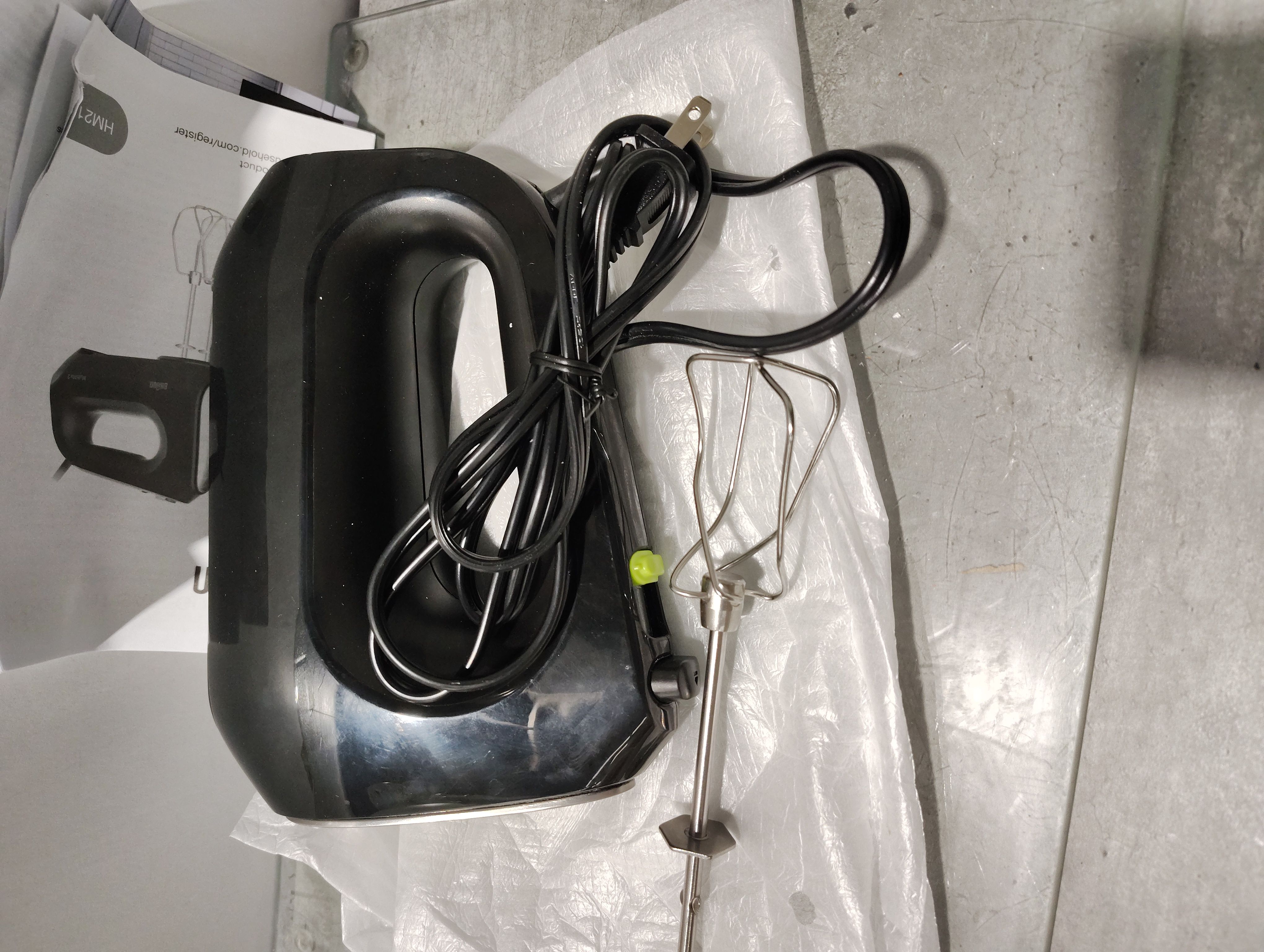 Braun Multimix 2 Hand Mixer Black - beaters, dough hooks, accessory bag